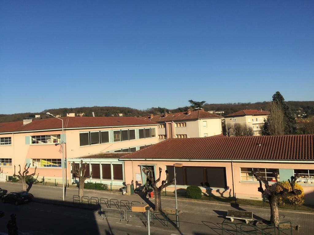 Le Logis Dauphinois Hotel Roussillon  Exterior foto